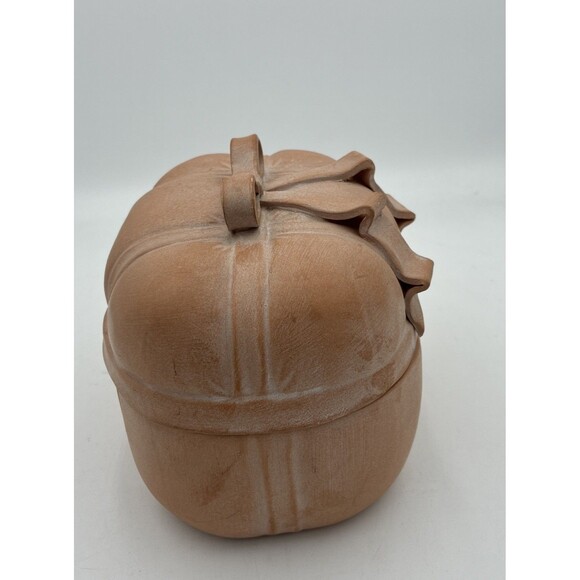Vintage Terracotta Clay Baking Dish With Bow On Lid - Picture 4 of 10